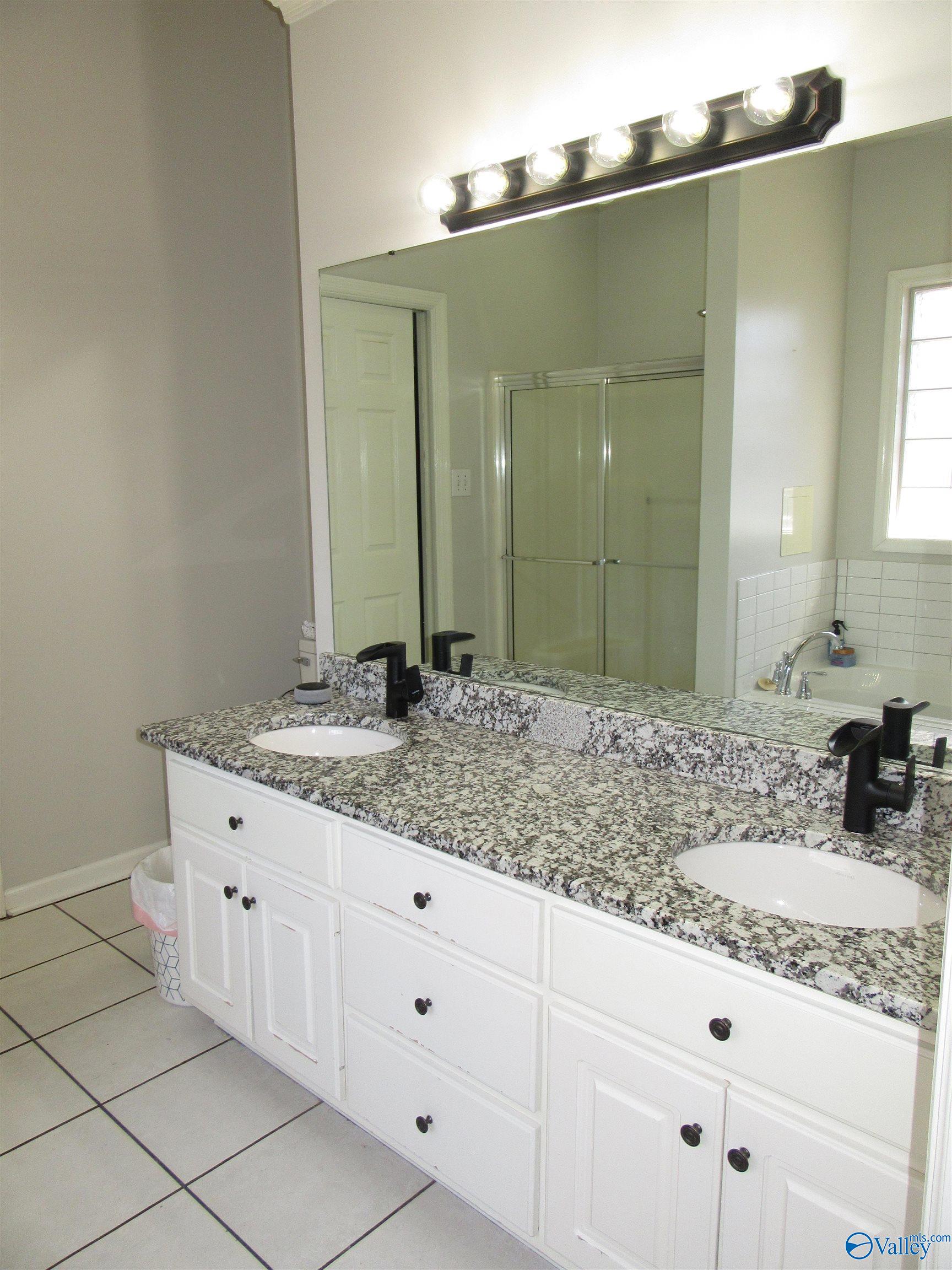 2701 SW Little John Street, Decatur, Alabama image 24