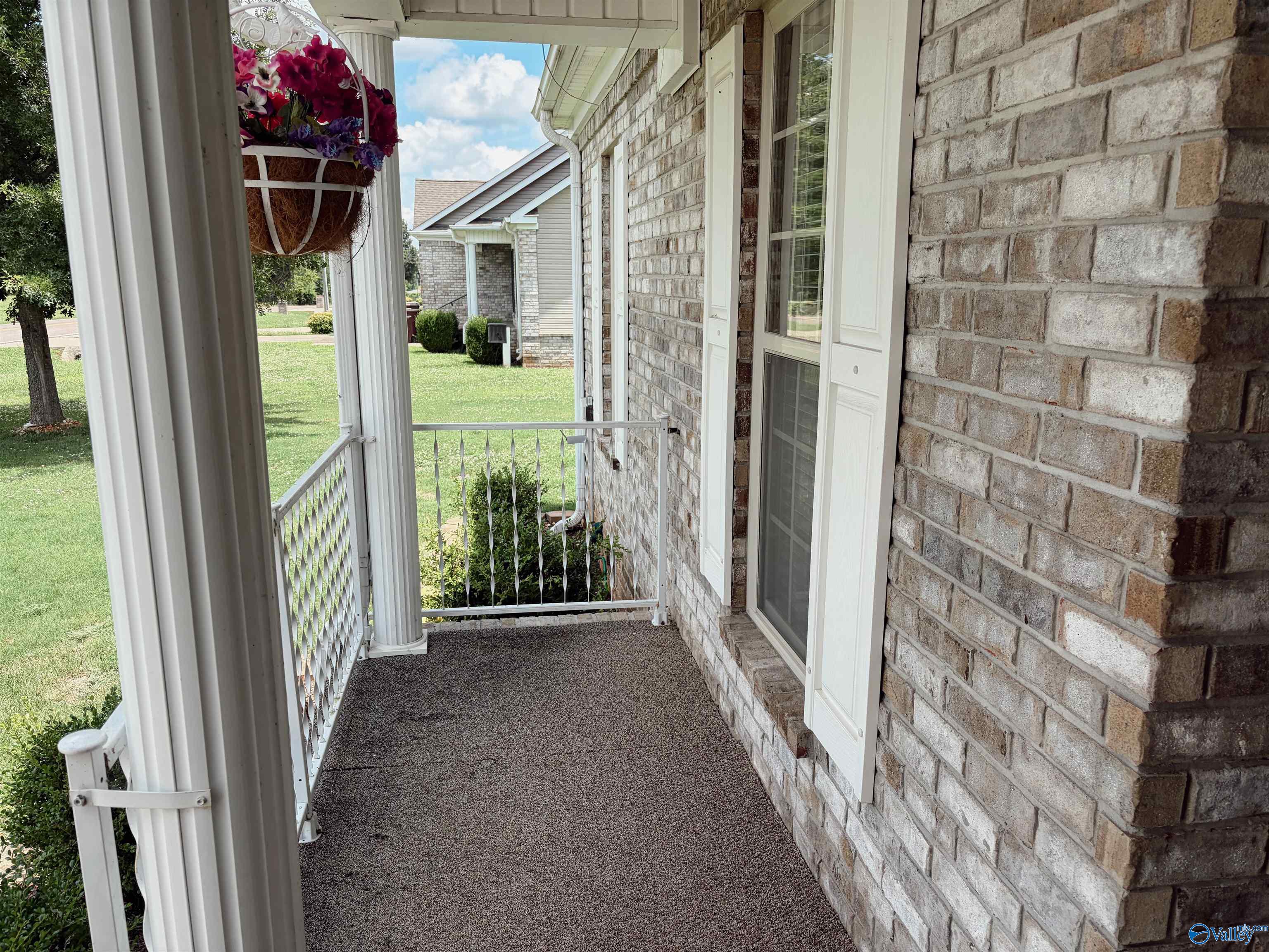 5780 Snake Road - Photo 4