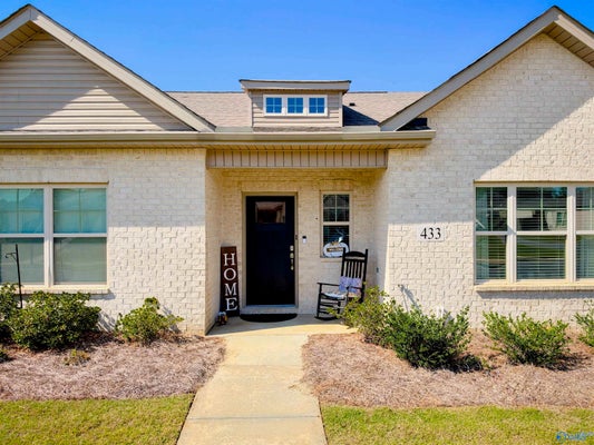 433 RONNIE DR SE, HARTSELLE, AL 35640 - Image ba3d52c00c446b8937076d260de7bff2/1442085520