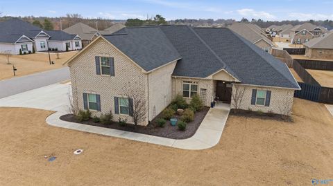 Homes For Sale - 26442 Ashland Ridge Lane<br/> Athens, AL 35613