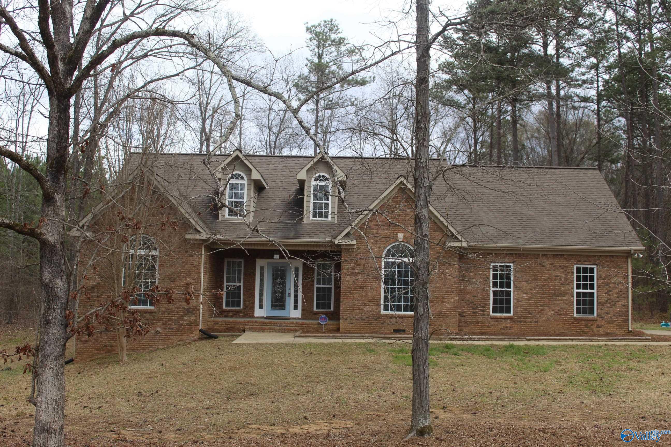 1404 Whites Gap Road, Jacksonville, Alabama image 2