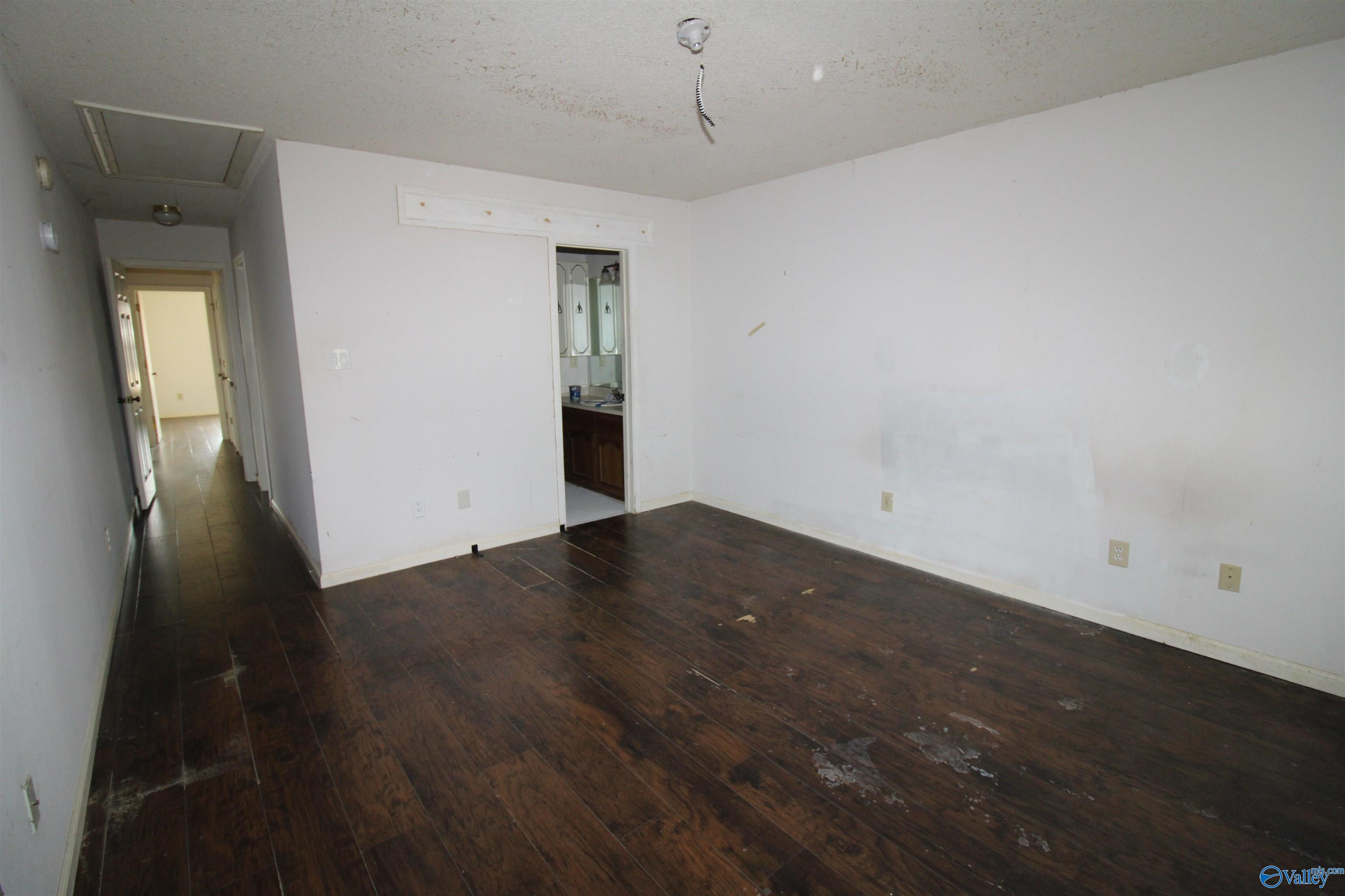 442 Autumnwood Drive, Decatur, Alabama image 7