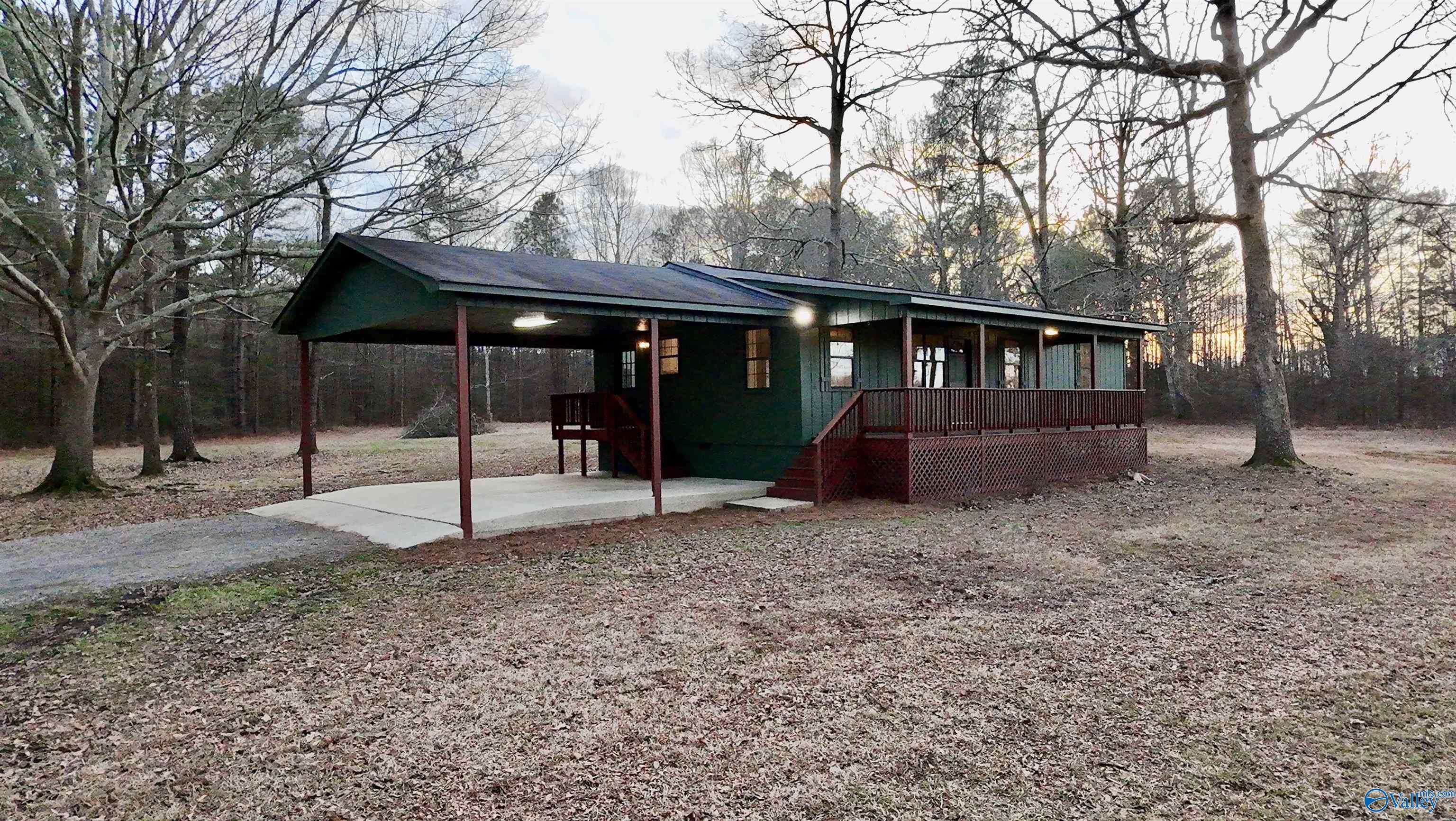 179 Hooper Drive Houses For Sale in Boaz