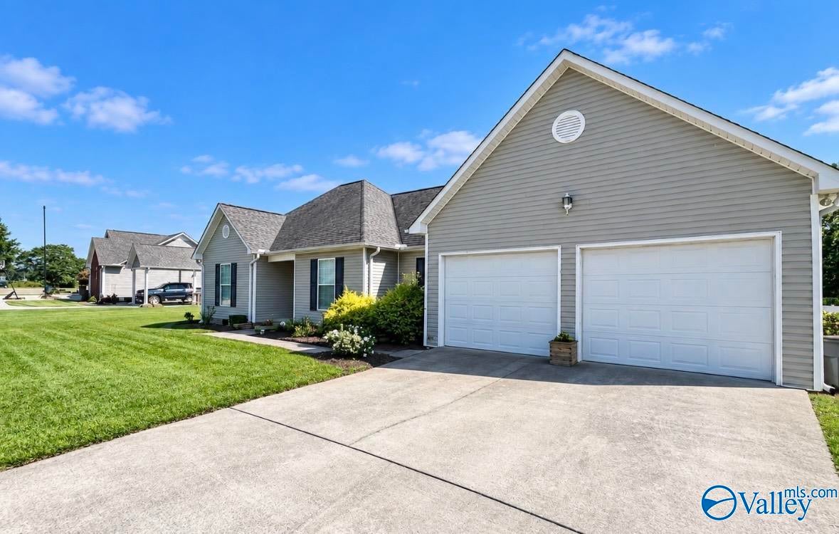 534 East Henderson Road