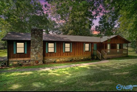 Homes For Sale - 164 Western Hills Drive<br/> Madison, AL 35757