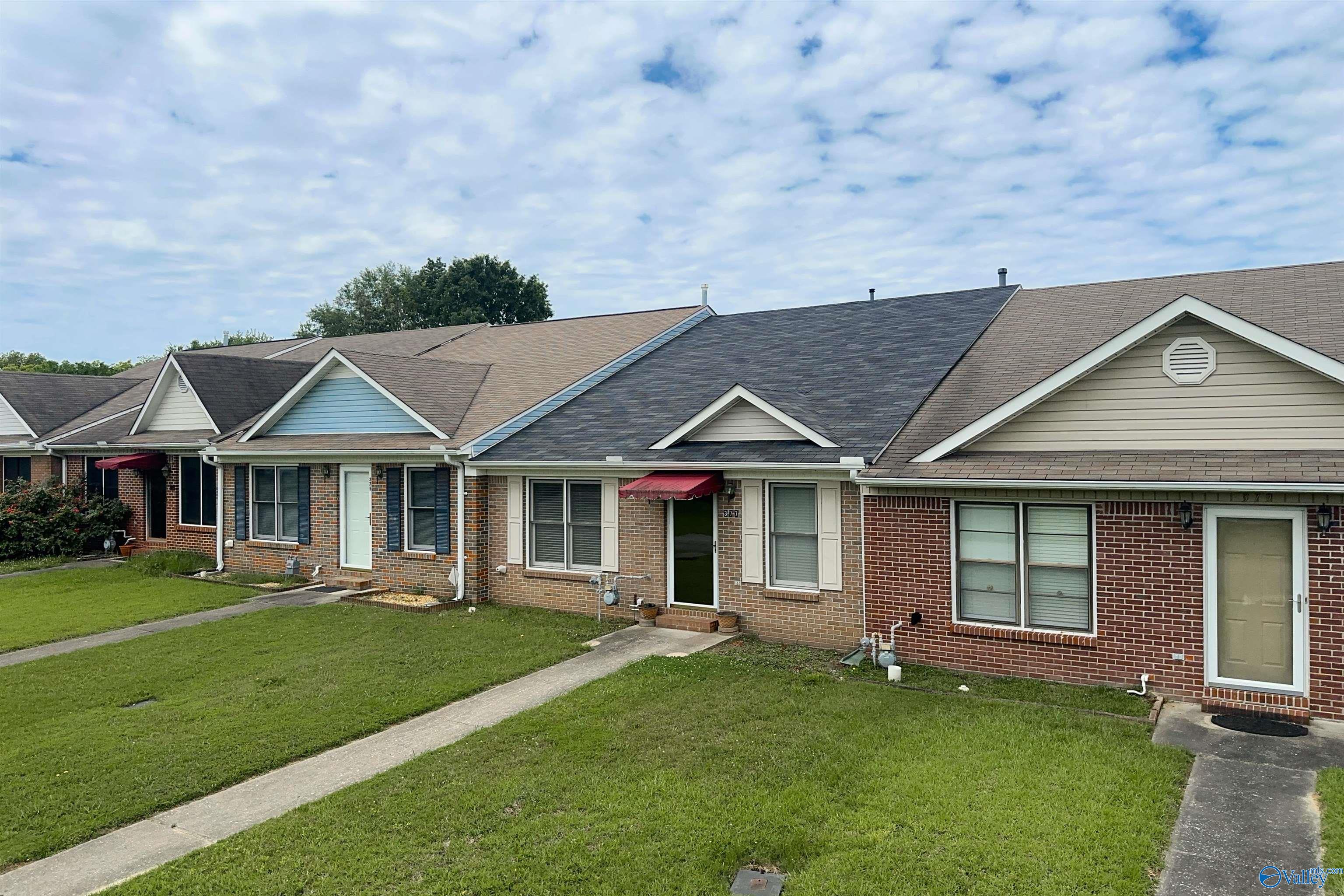 377 Cherry Street, Hartselle, Alabama image 2