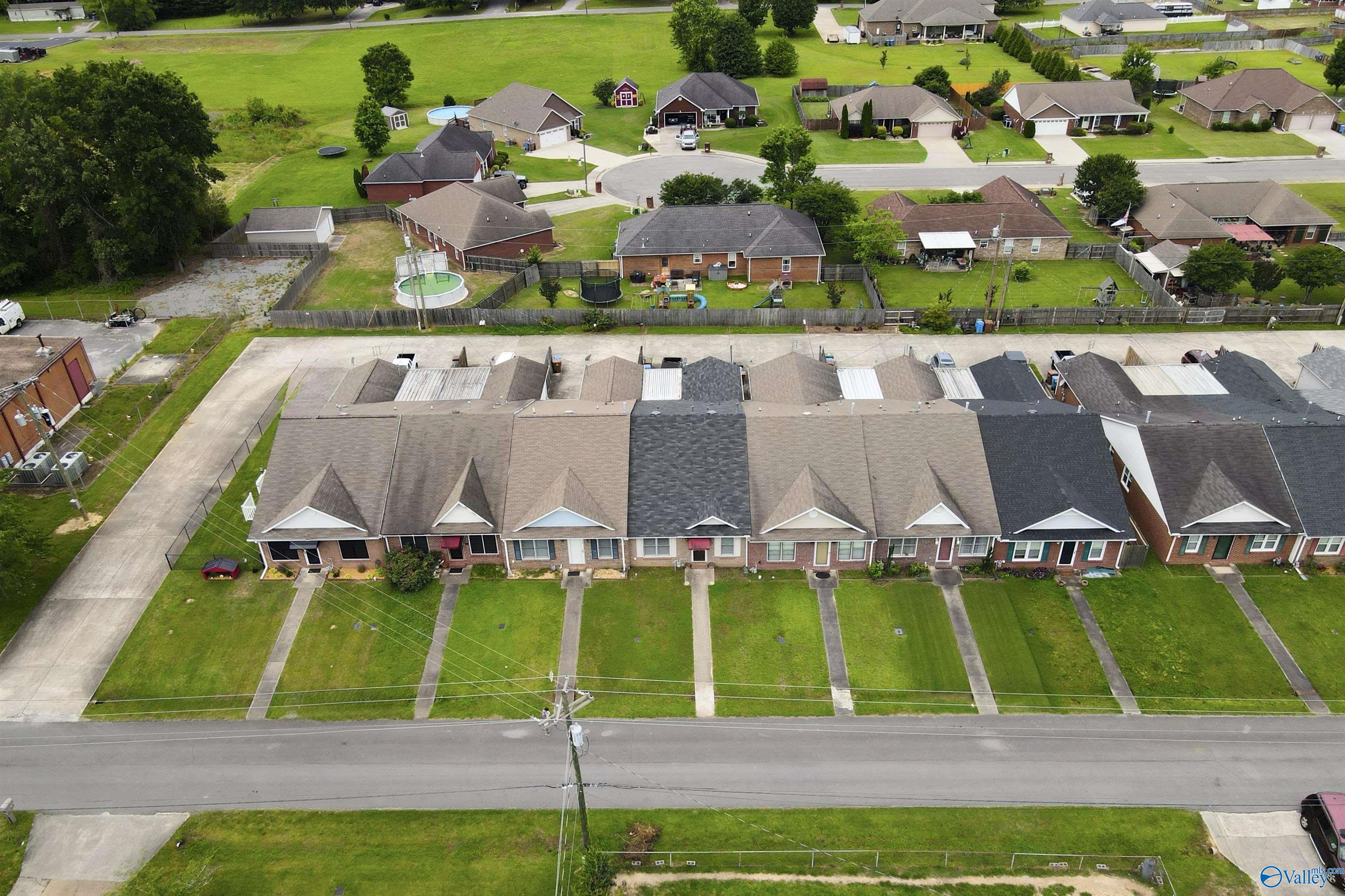 377 Cherry Street, Hartselle, Alabama image 5