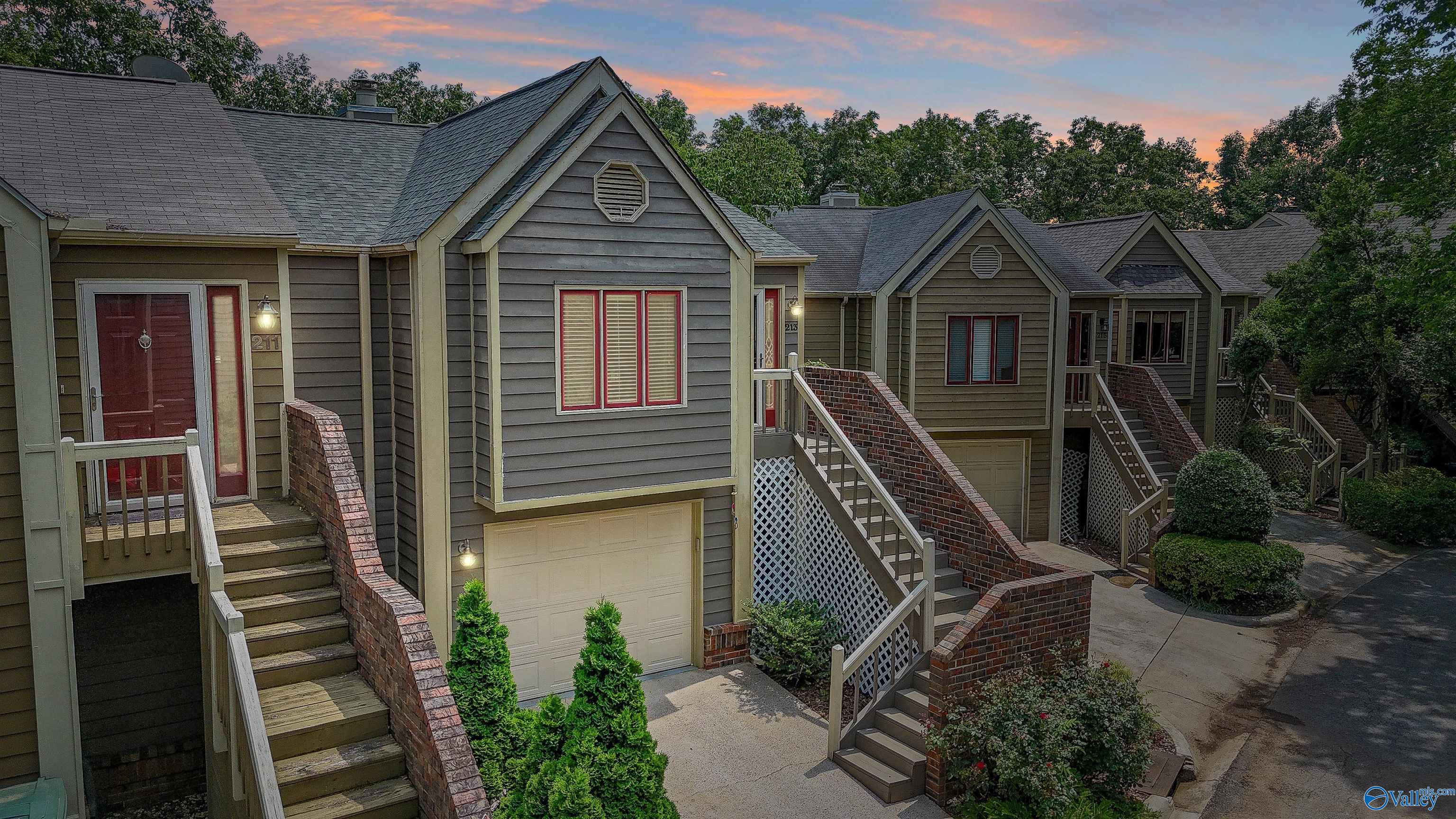 213 Knollridge Circle, Huntsville, Alabama image 2