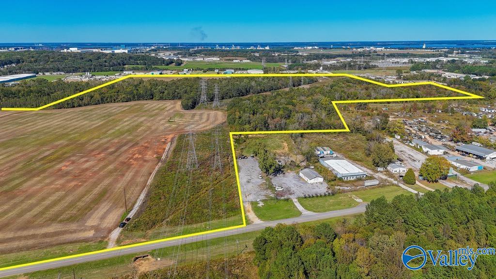 136 acres Old Hwy 24