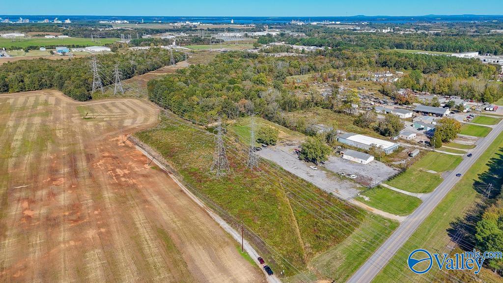 136 acres Old Hwy 24