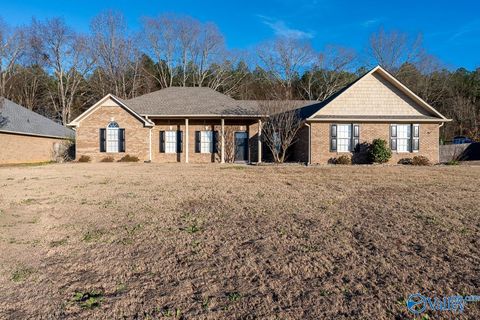 Apartment For Sale - 16802 Woodhaven Drive<br/> Athens, AL 35613