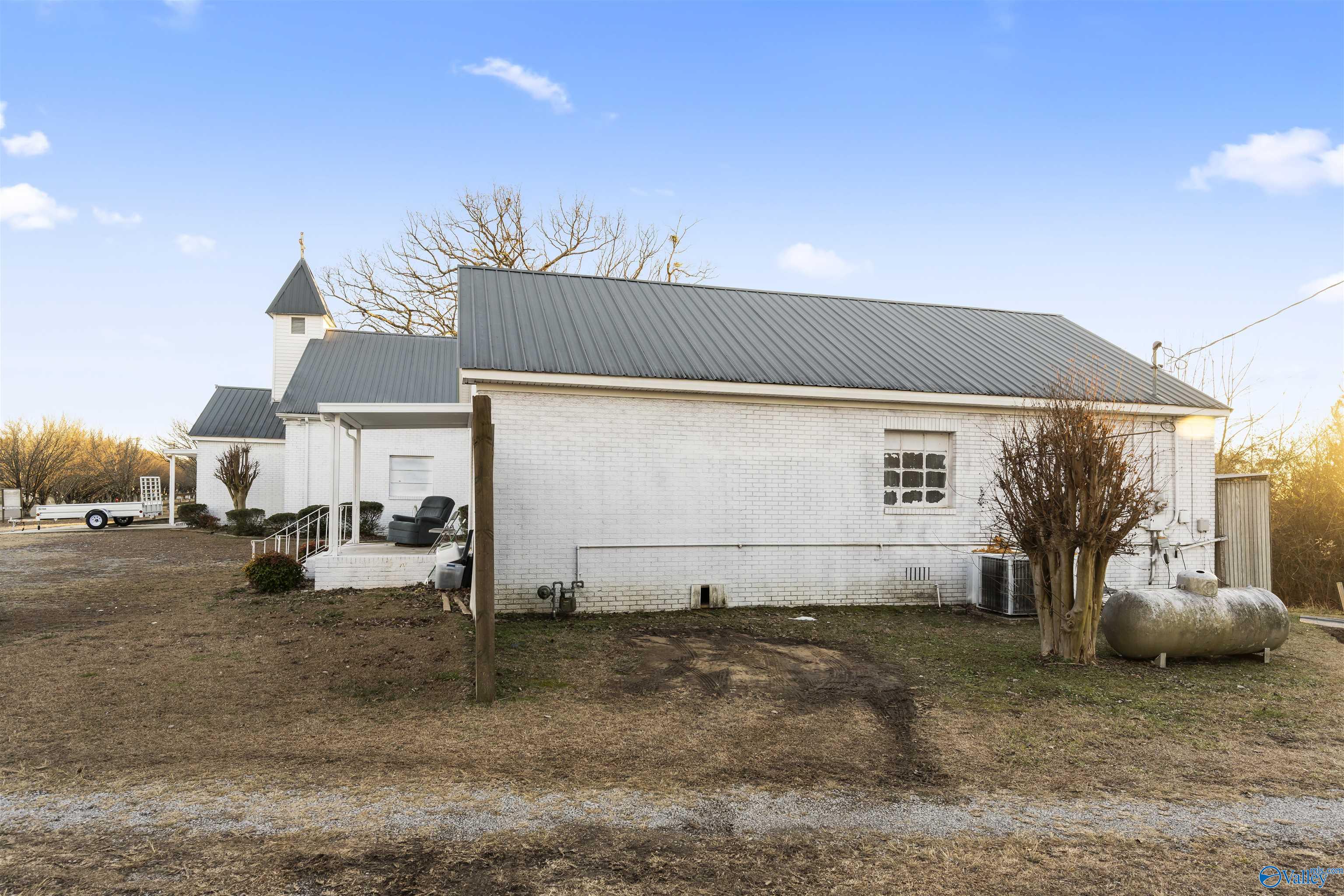101 County Road 1082