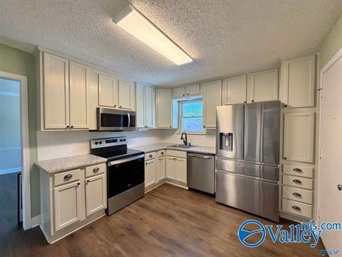 Condo For Rent - 1208 Willowbrook Drive #C<br/> Huntsville, AL 35802
