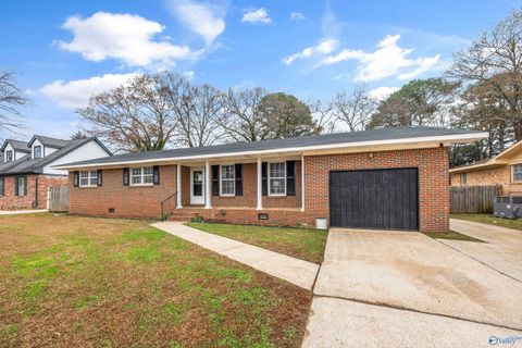 Photo of 2532 Brookline Drive, Huntsville, AL 35810 (MLS # 21905255)