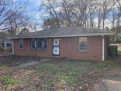 Homes For Rent - 3205 Hillandale Road<br/> Huntsville, AL 35816