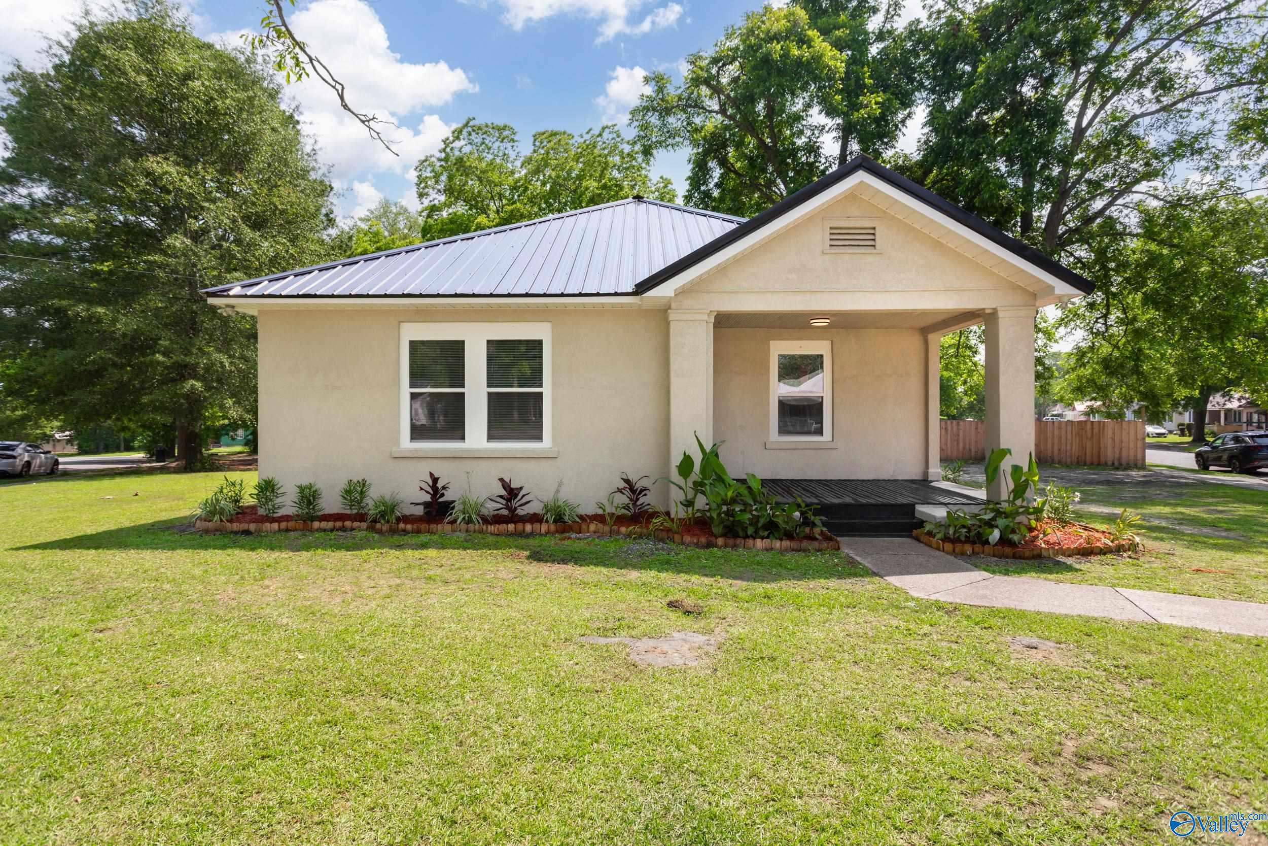 302 Richardson Street, Gadsden, Alabama image 1