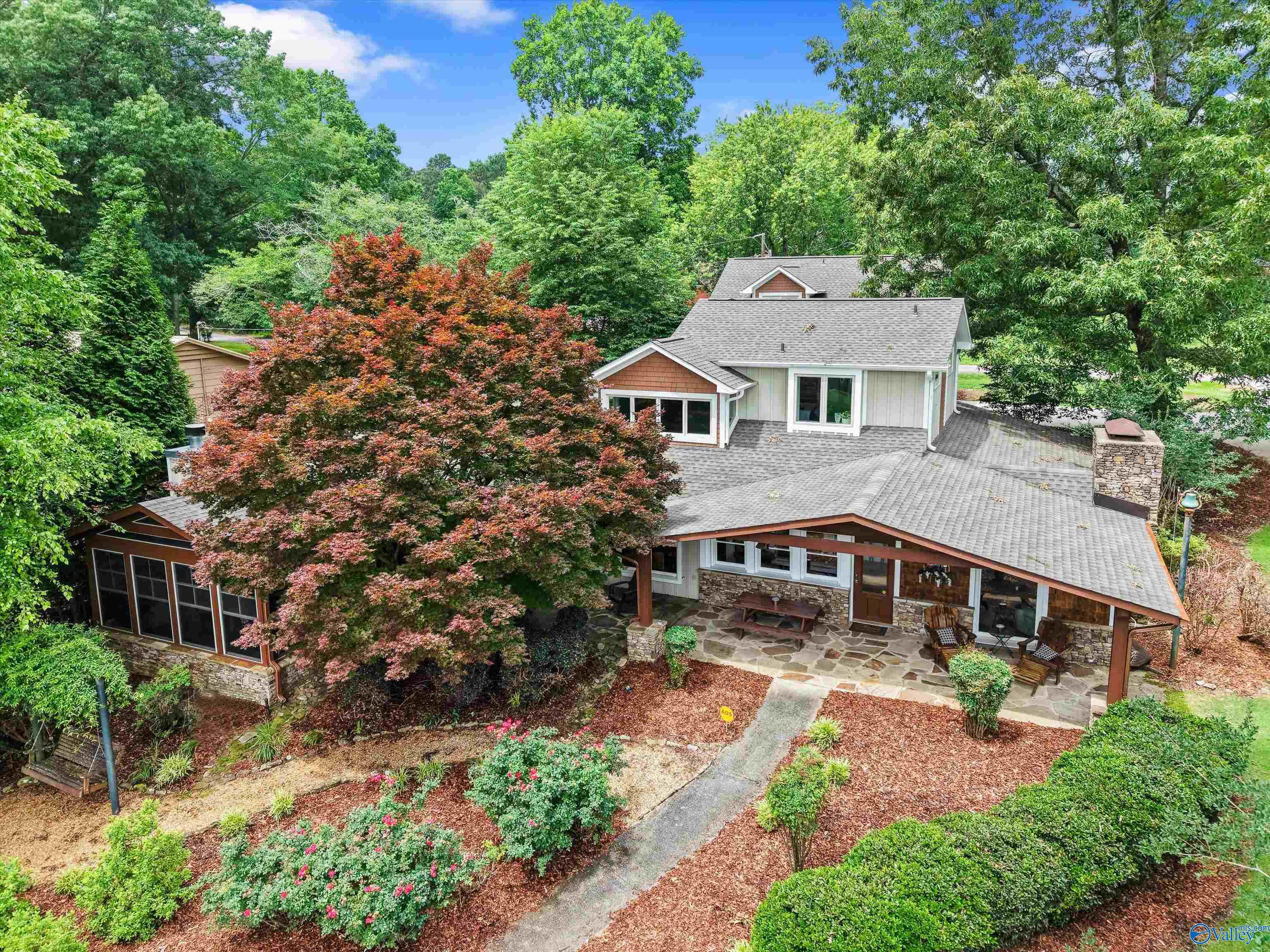 93 Allen Road