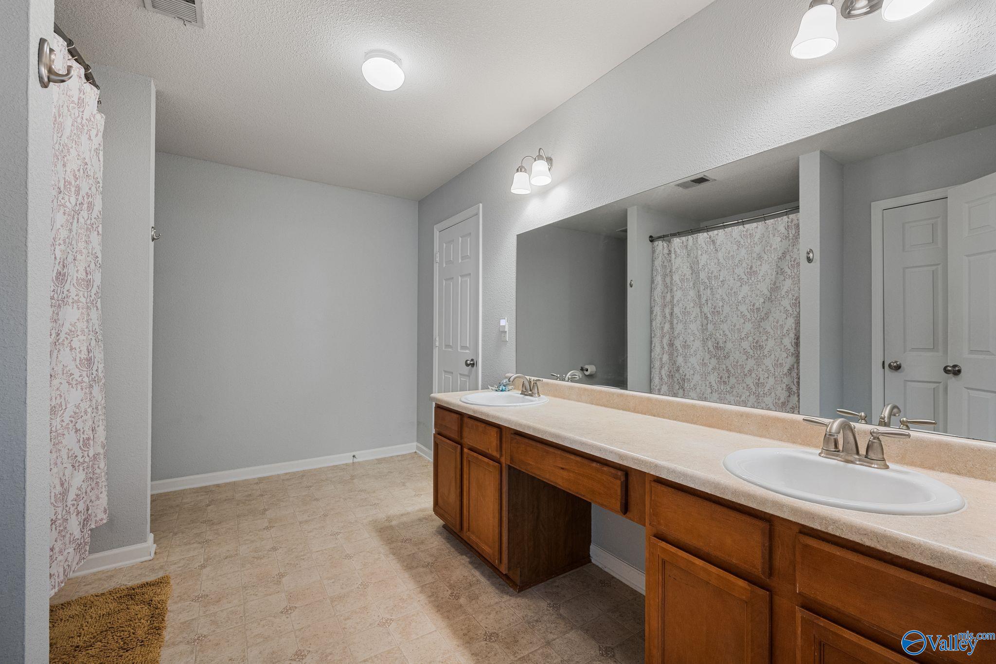 151 Bermuda Lakes Drive, Meridianville, Alabama image 27