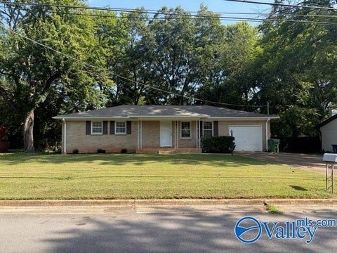Homes For Sale - 4604 Daugette Drive<br/> Madison County, Huntsville, AL 35816