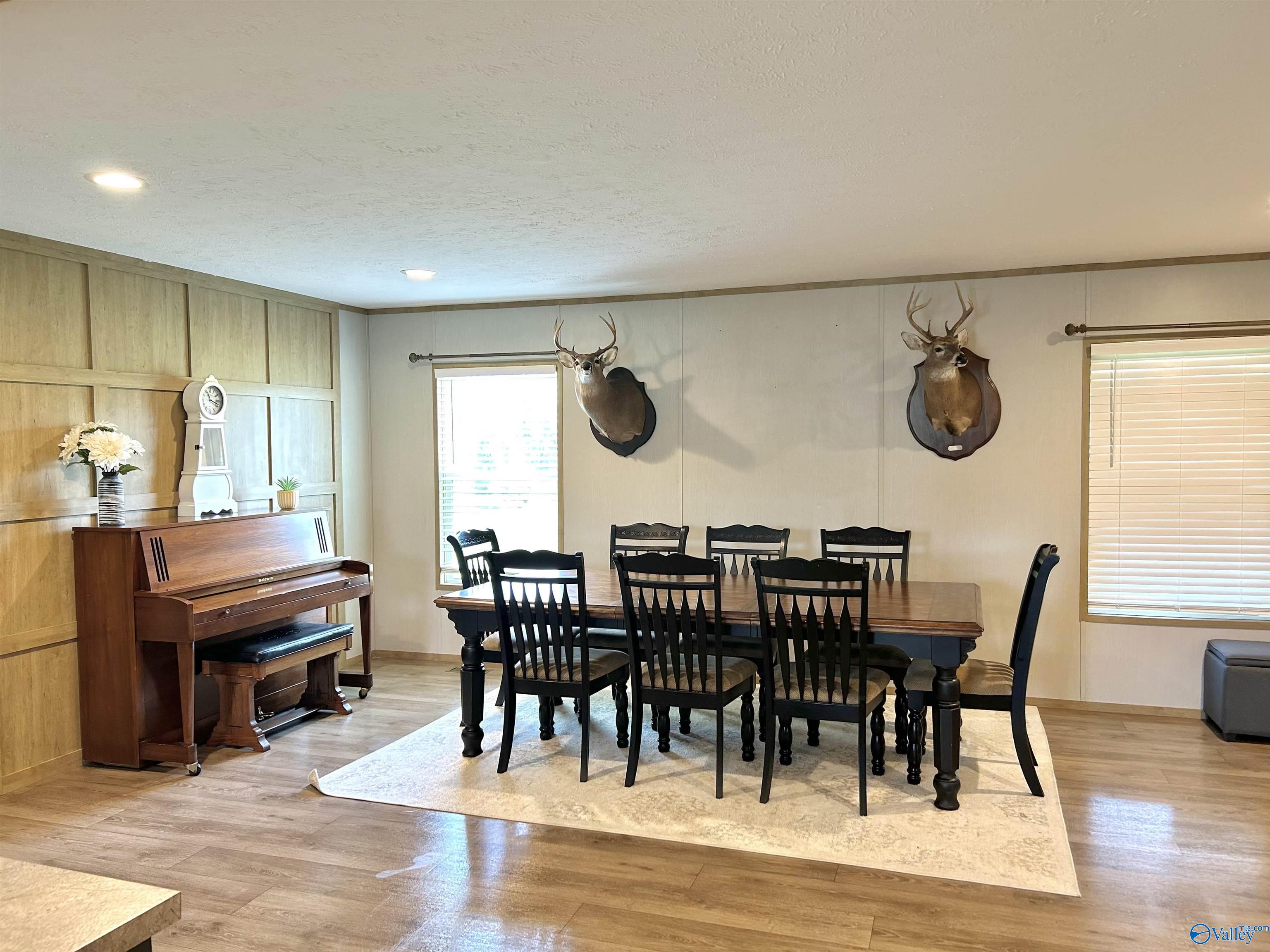 1118 Evergreen Road