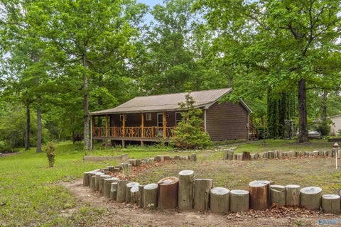Homes For Sale - 287 Alabama Highway 117<br/> Mentone, AL 35984