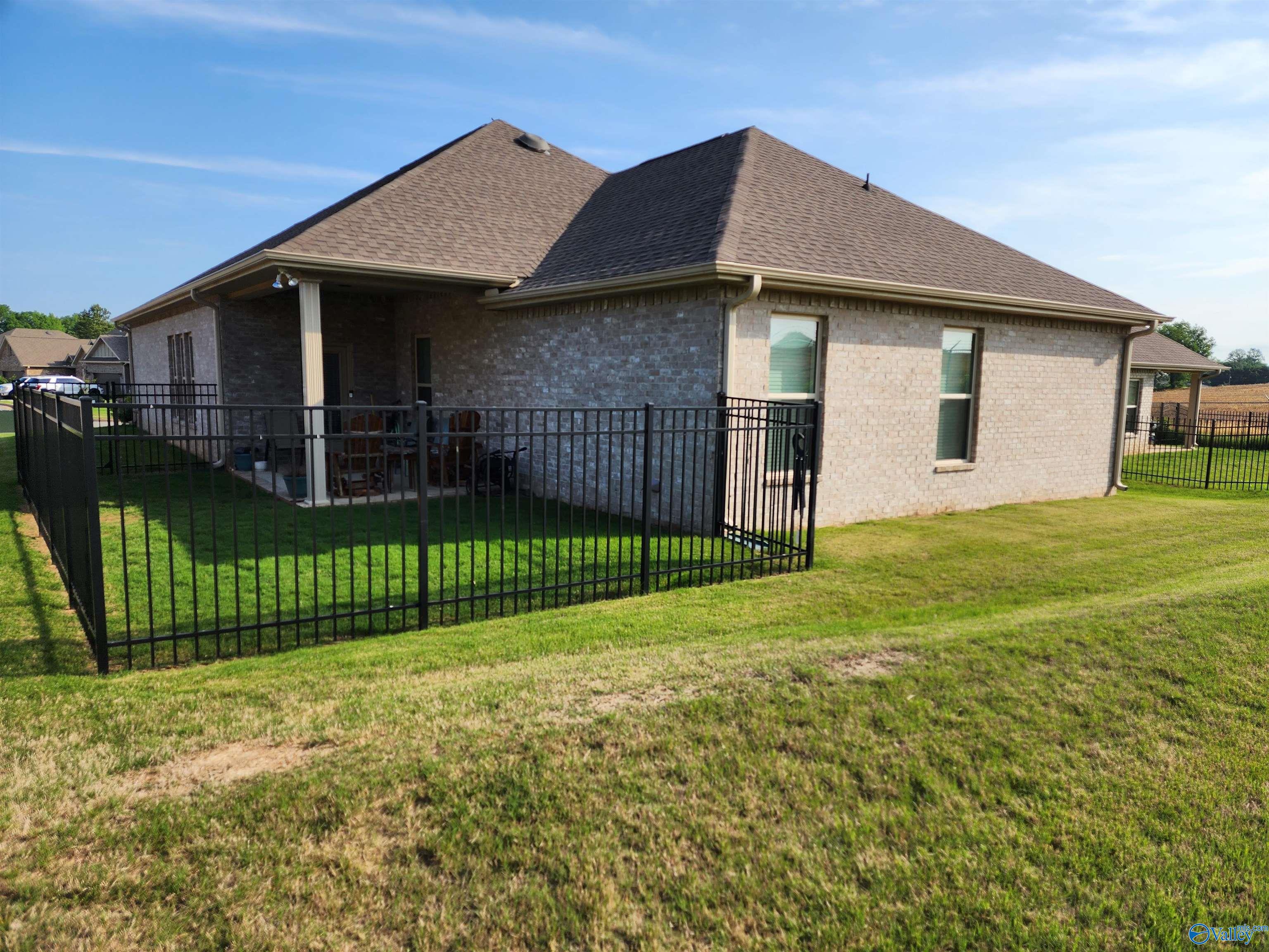 1000 Park Place, Athens, Alabama image 3