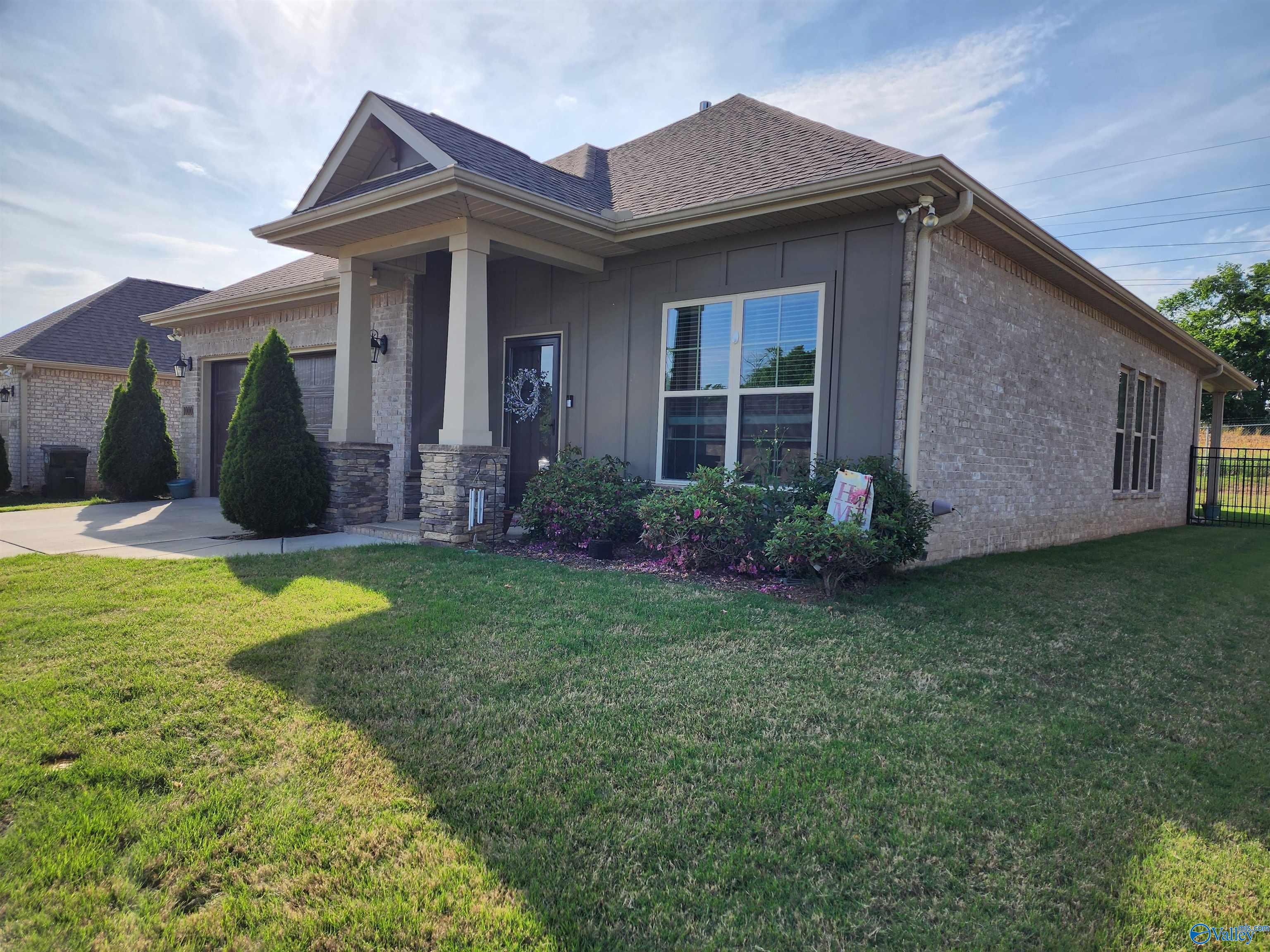 1000 Park Place, Athens, Alabama image 1
