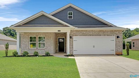 Homes For Sale - 1321 Eidson Street<br/> Limestone County, Athens, AL 35611
