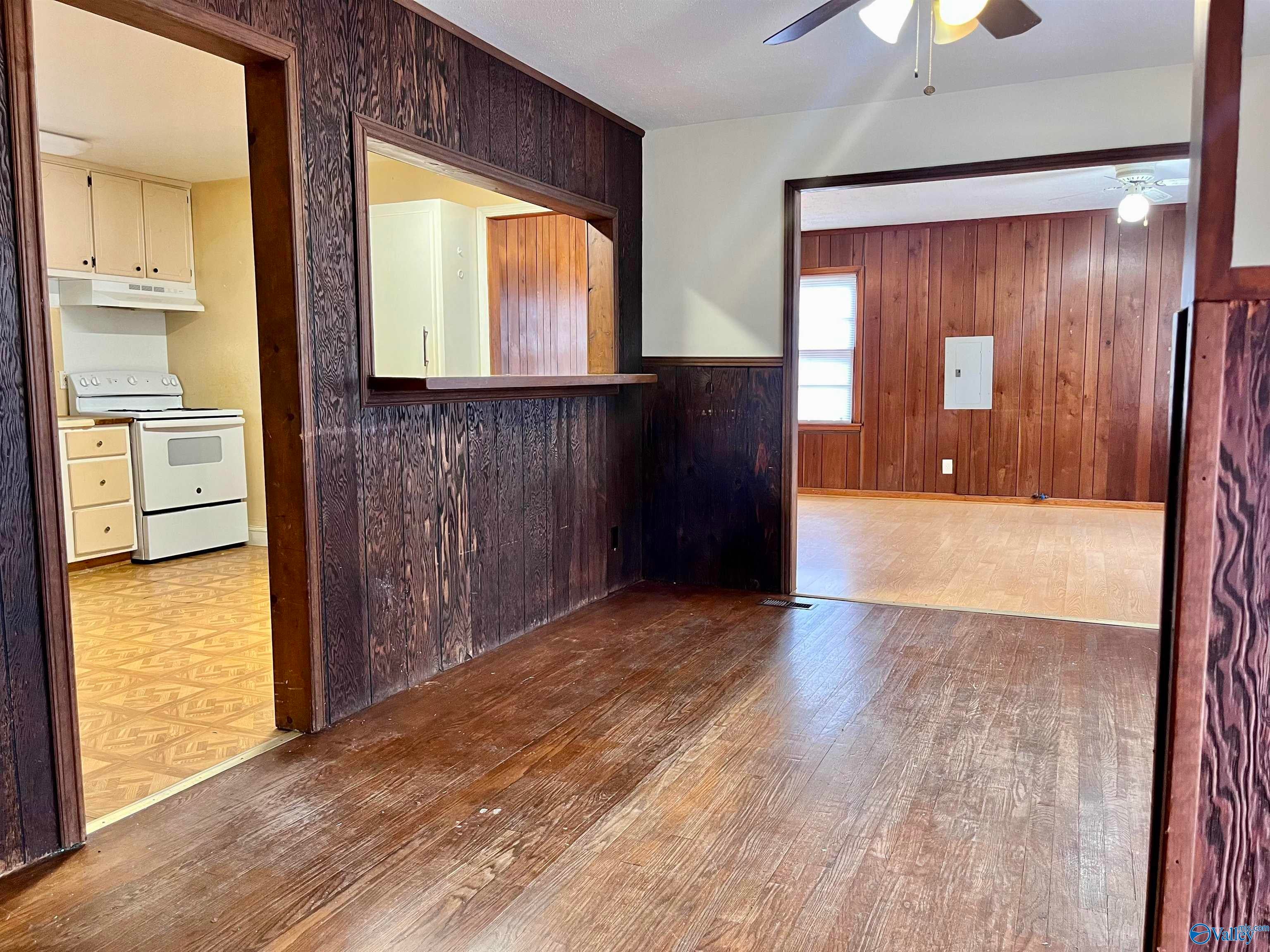 3102 Pulaski Pike