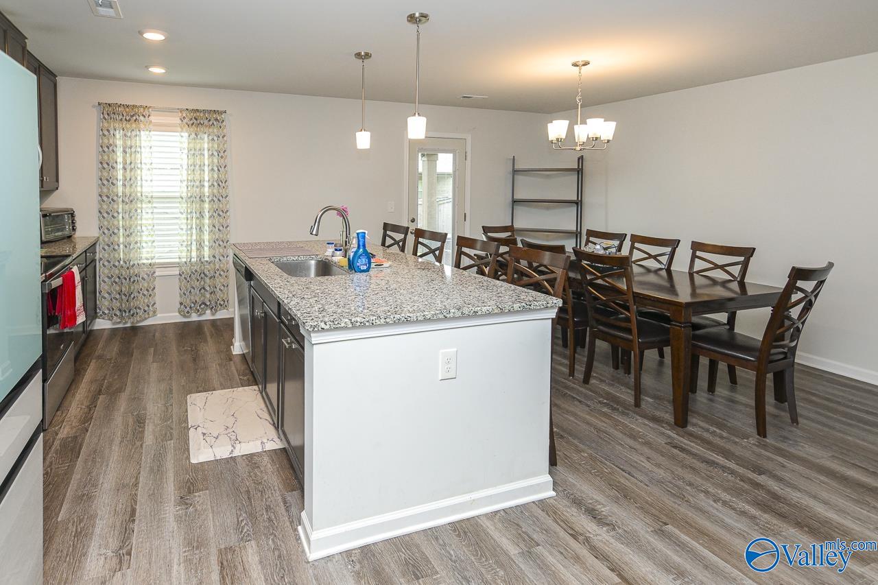 117 Barlow Way