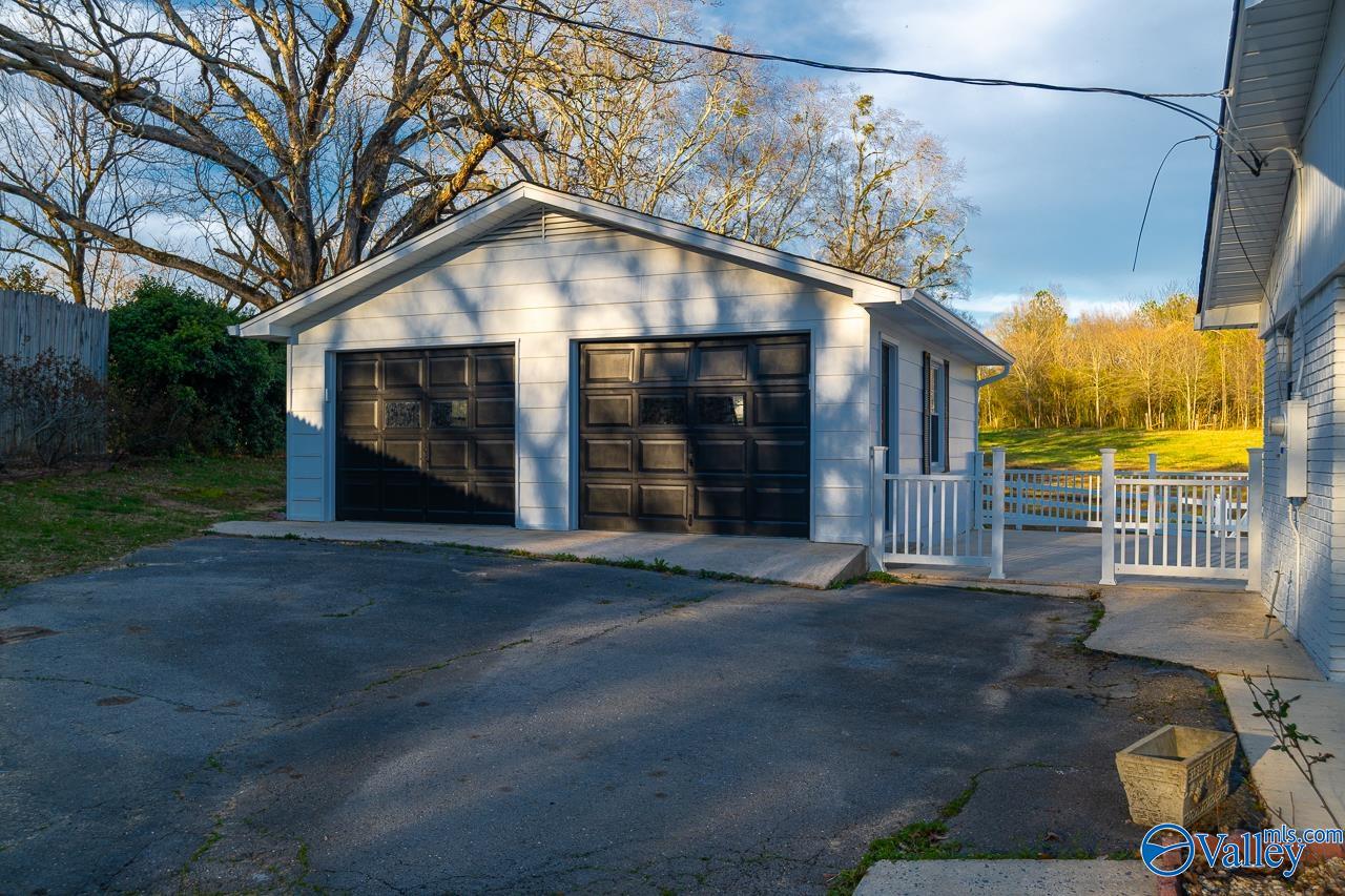 1702 Moman Road, Horton, Alabama image 3