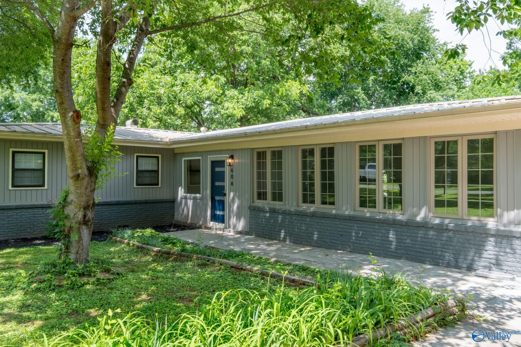 606 Ambrose Drive, Madison, Alabama image 4