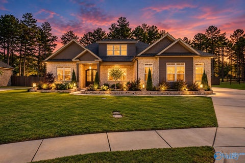 Homes For Sale - 22216 Players Lane<br/> Athens, AL 35613