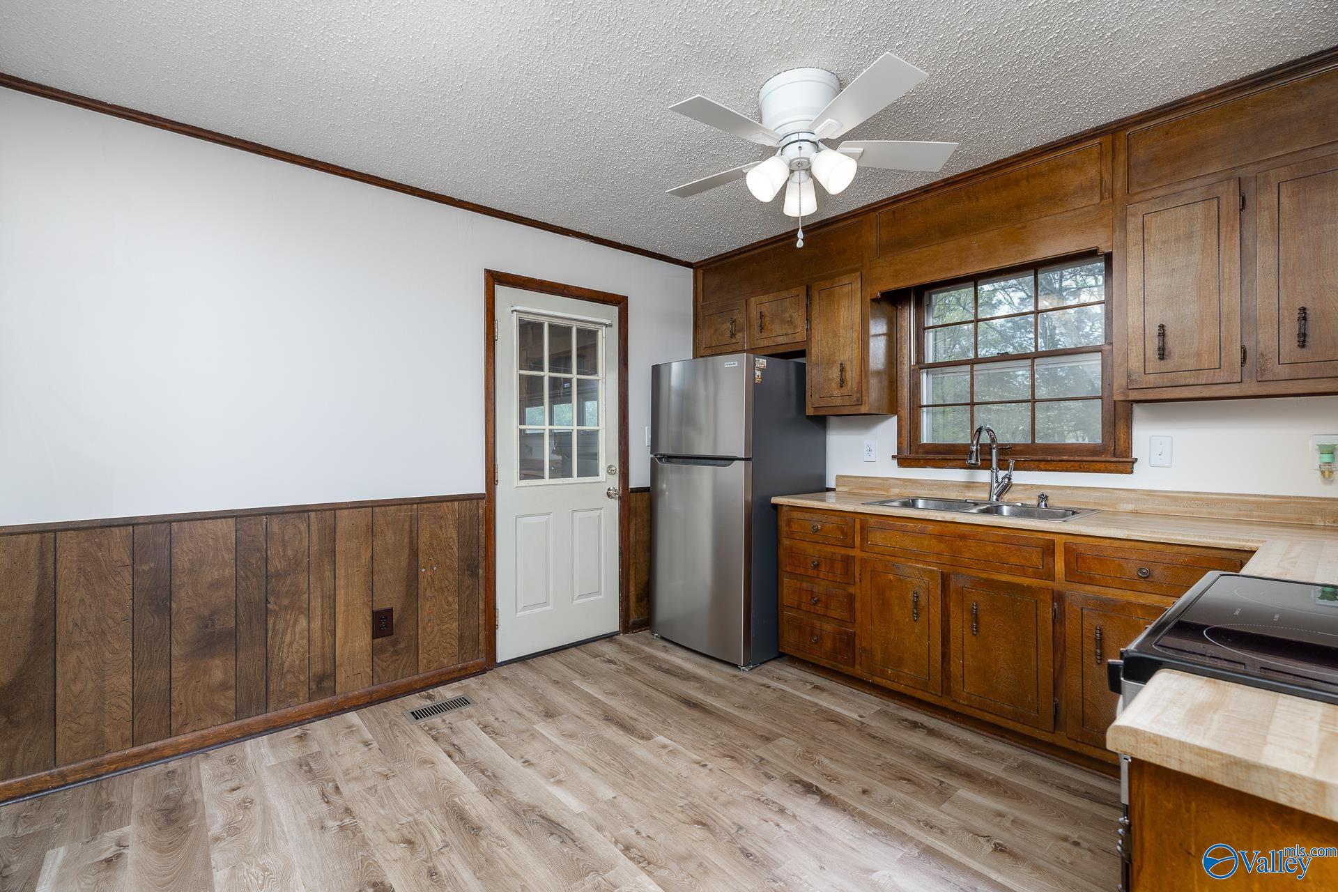 6101 Fairfield Drive, Huntsville, Alabama image 9