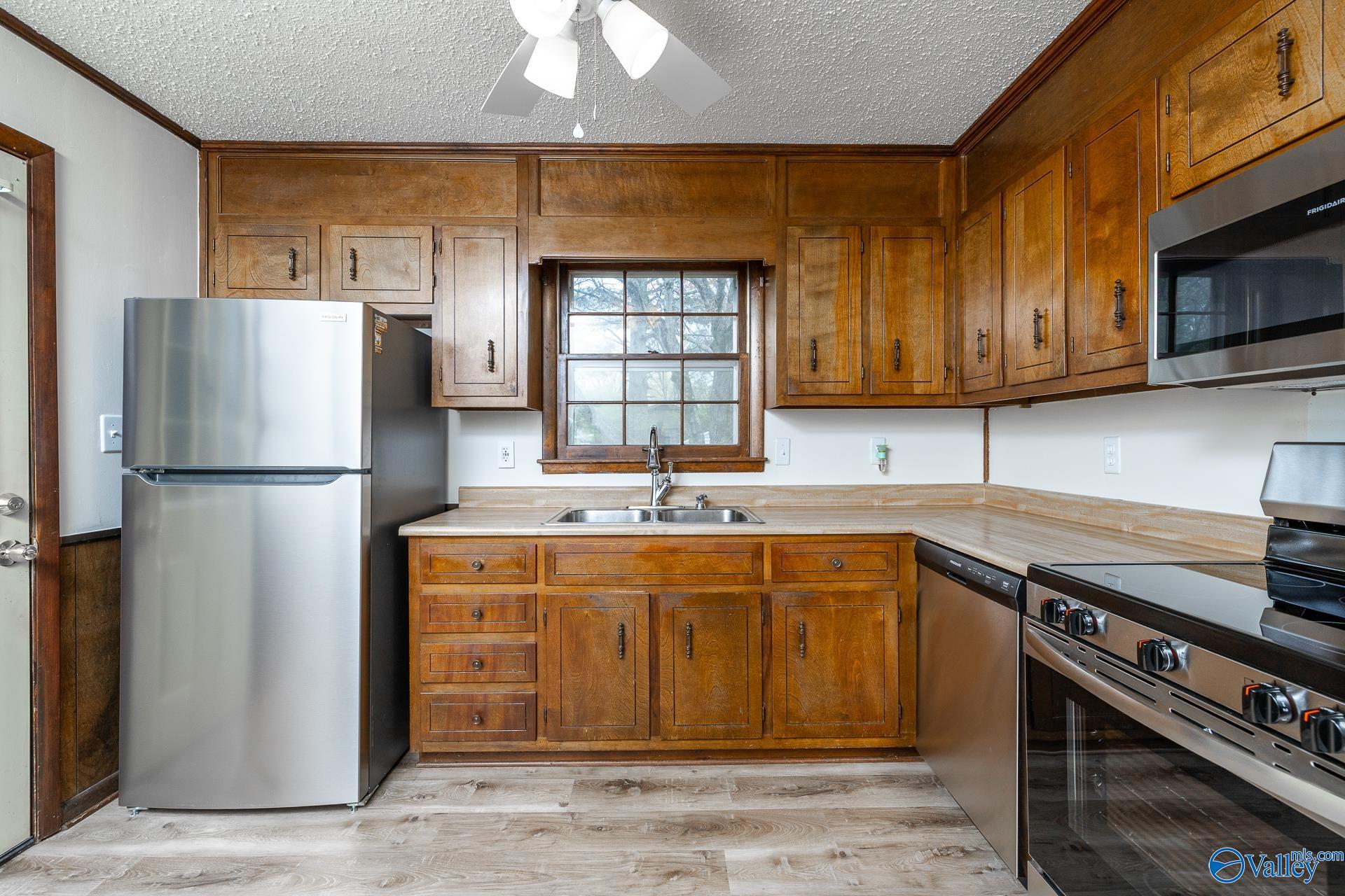 6101 Fairfield Drive, Huntsville, Alabama image 8