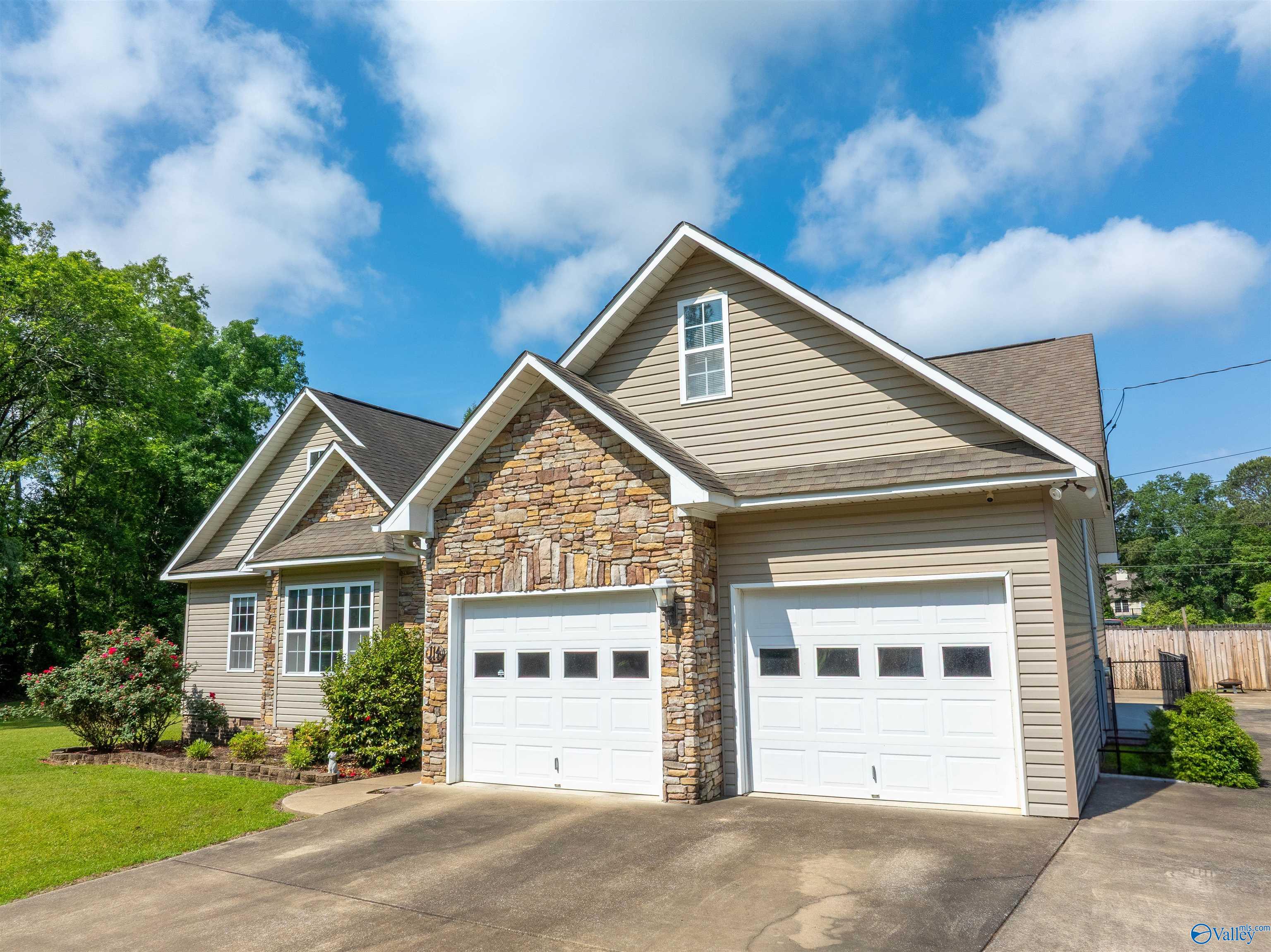 114 Cove Creek Road, Rainbow City, Alabama image 3