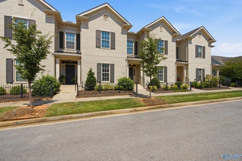 Townhouse For Sale - 203 Saint Louis Street<br/> Madison, AL 35758
