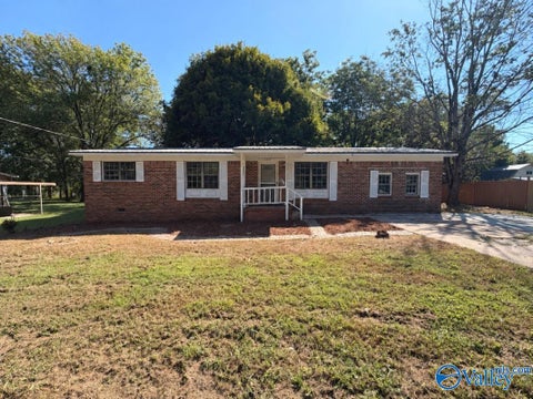 Homes For Sale - 153 3rd Street<br/> Gurley, AL 35748