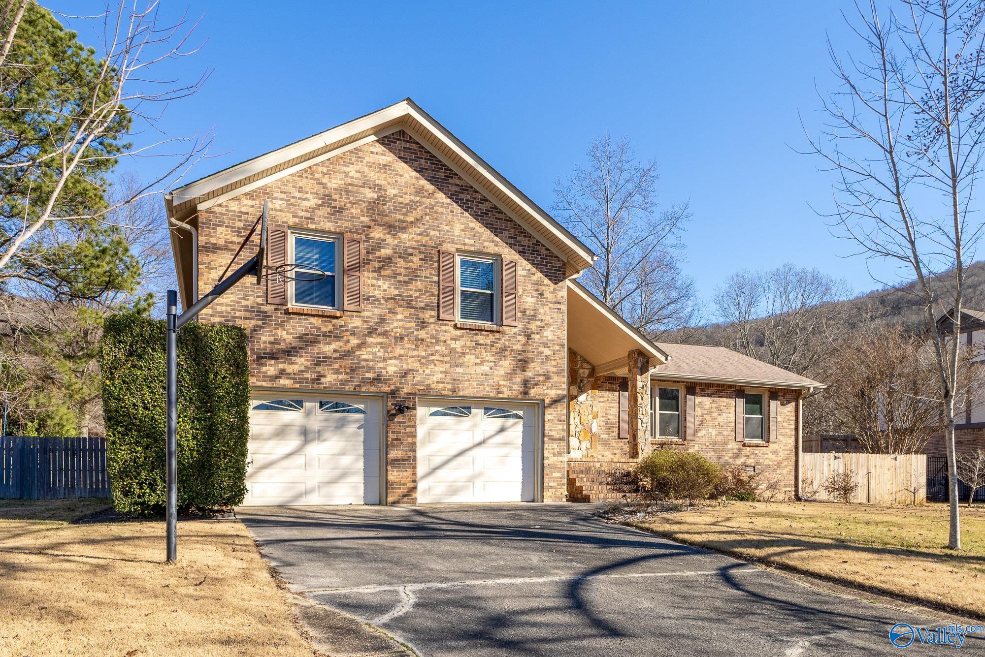 9413 Lynns Terrace SE