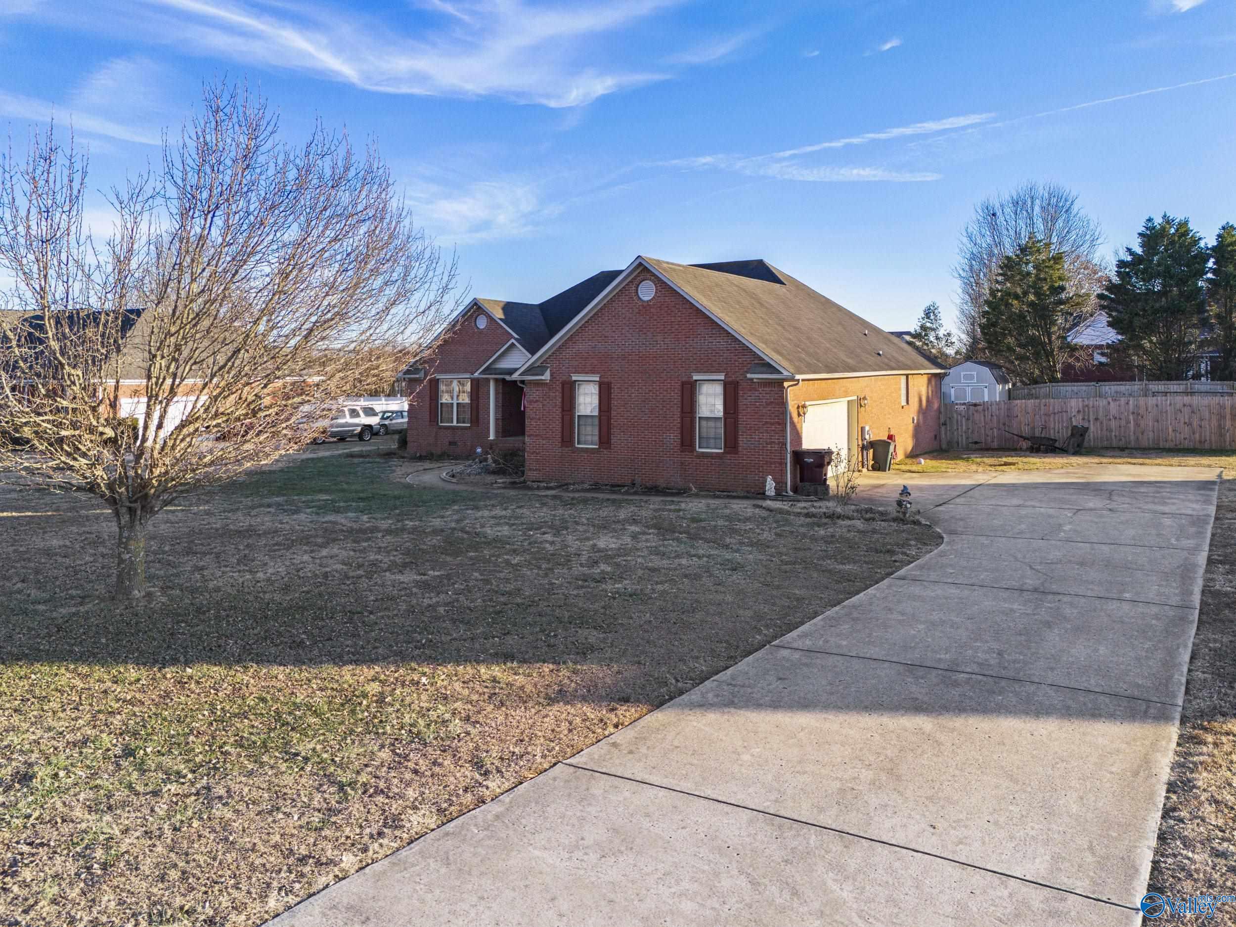 27584 Miller Lane, Elkmont, Alabama image 5
