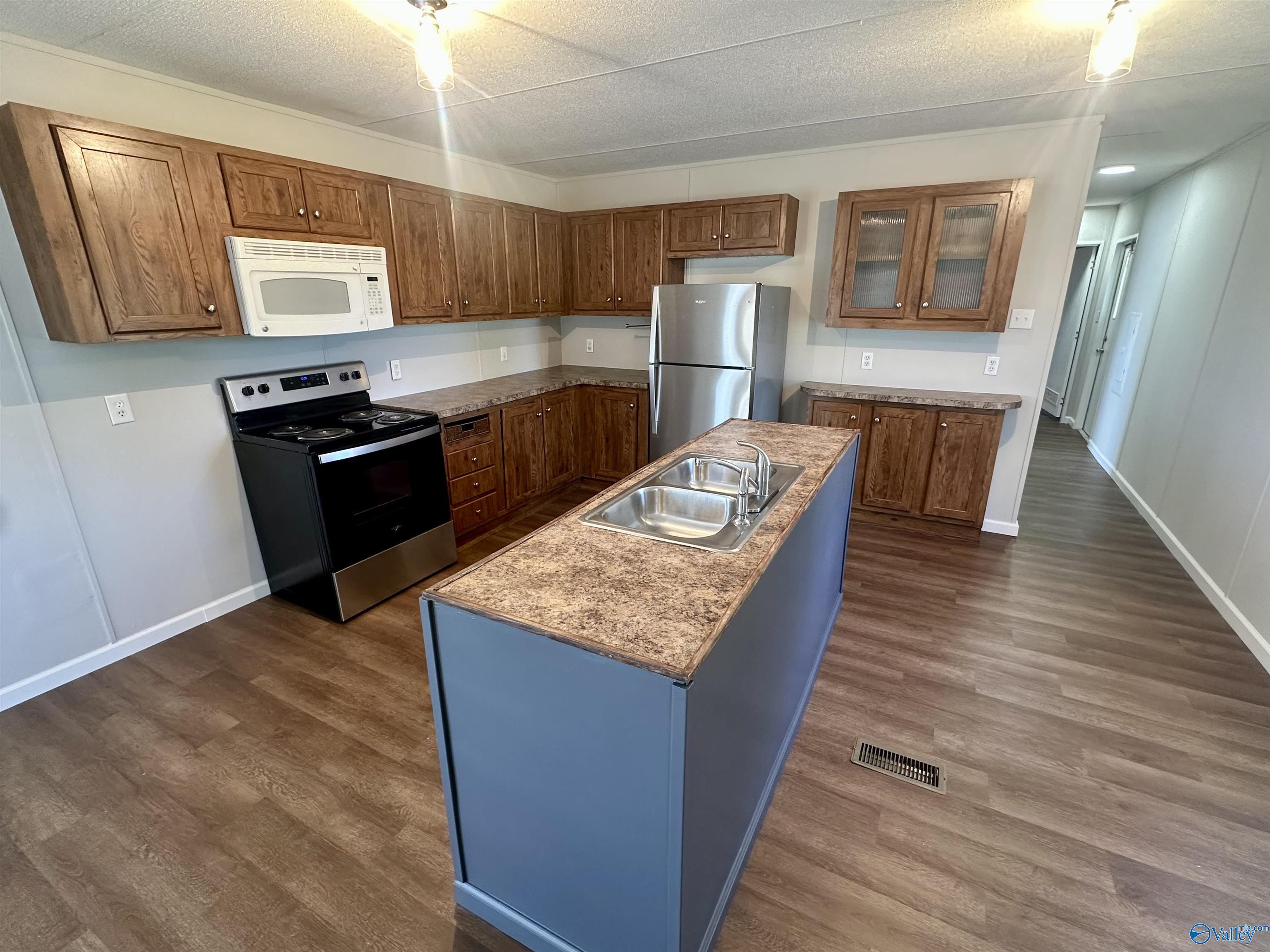 21057 Holt Road, Athens, Alabama image 5