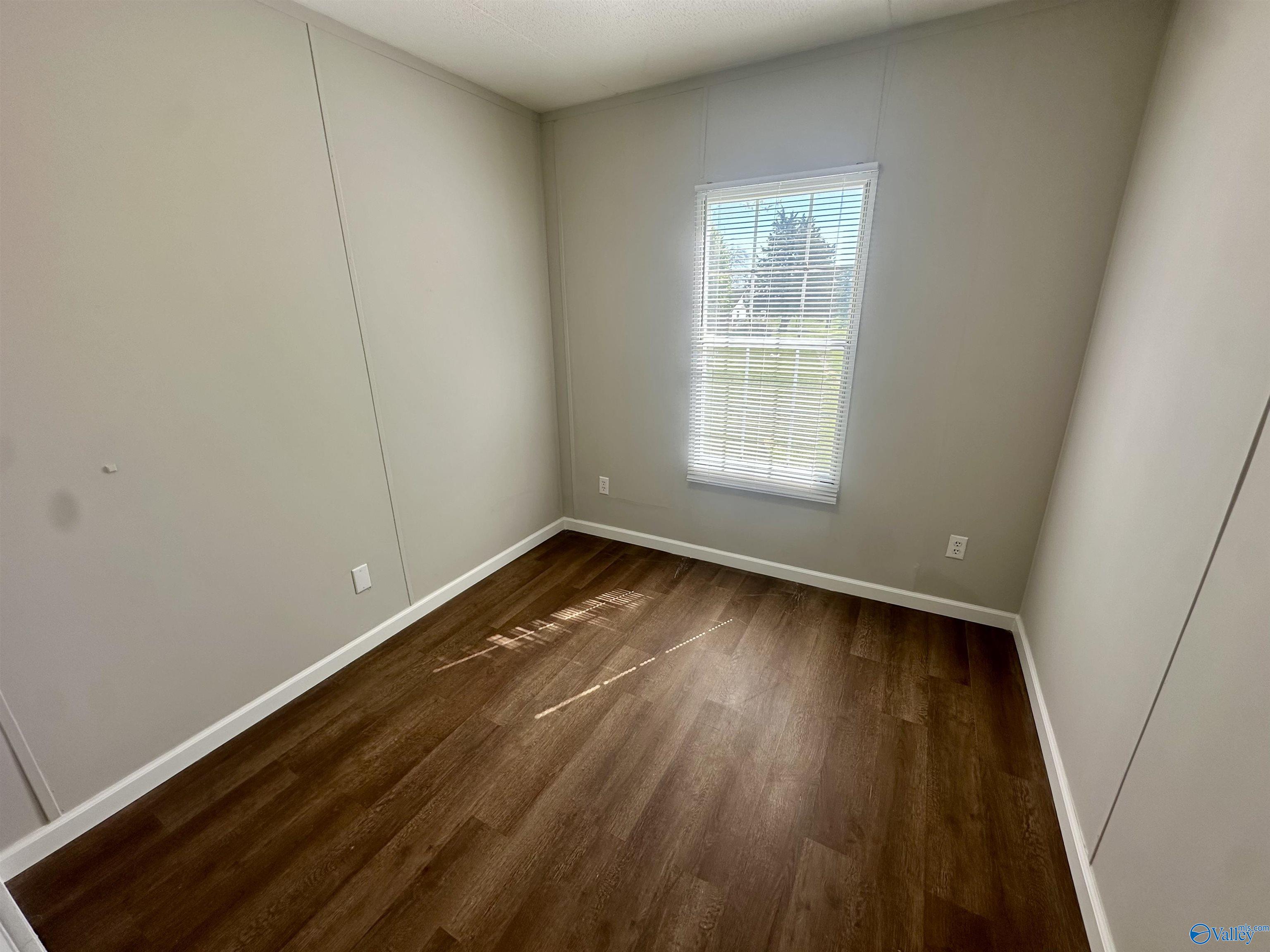 21057 Holt Road, Athens, Alabama image 9