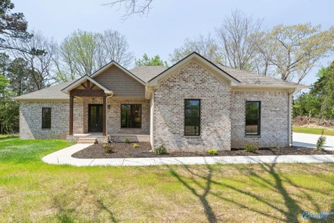 Homes For Sale - 25593 Taylor Street<br/> Limestone County, Elkmont, AL 35620