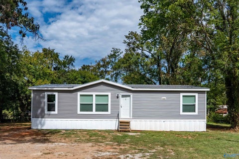 Mobile Home For Sale - 8363 Hwy 36<br/> Lawrence County, Danville, AL 35619