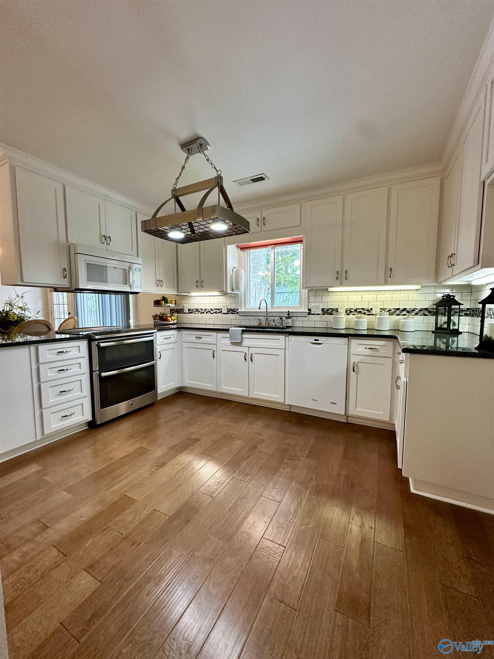219 Jarrett Lane, Madison, Alabama image 11