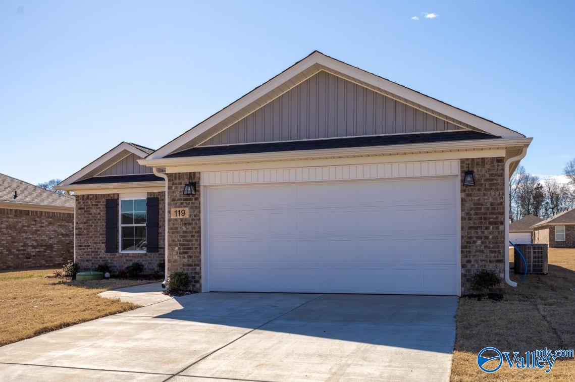 119 Domingues Avenue, Meridianville, Alabama image 2