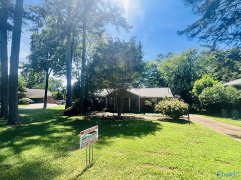 Homes For Rent - 4006 Devon Street<br/> Huntsville, AL 35802