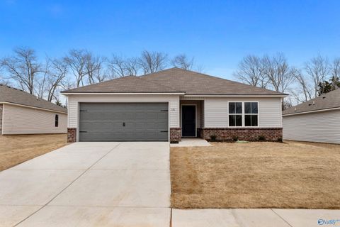 151 Olde Hearth Road New Market AL 35761