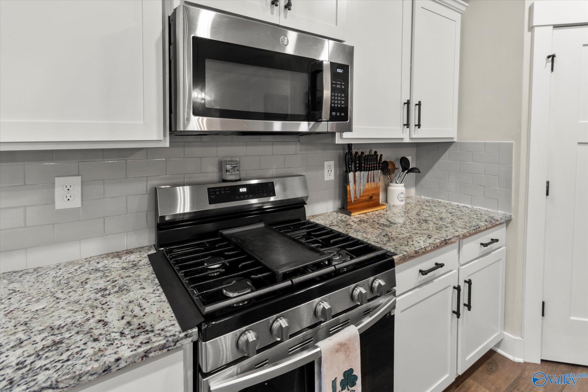 150 Rosemary Ayers Drive, Madison, Alabama image 12