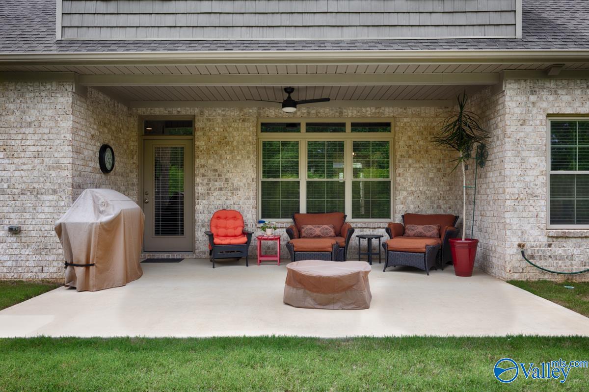 7514 Flint Crossing Circle, Owens Cross Roads, Alabama image 15